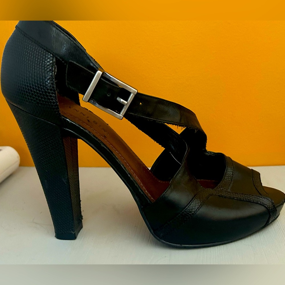 Gianni Bini heels. Black, beautiful and strappy. Open toe